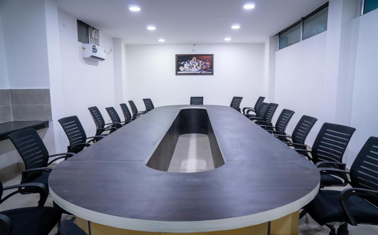 The Four Season Hotel Dimapur Ngoại thất bức ảnh